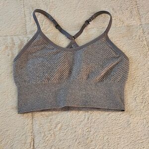 Pro-fit Seamless Women’s Size Medoum, Gray Racerback Sports Bra